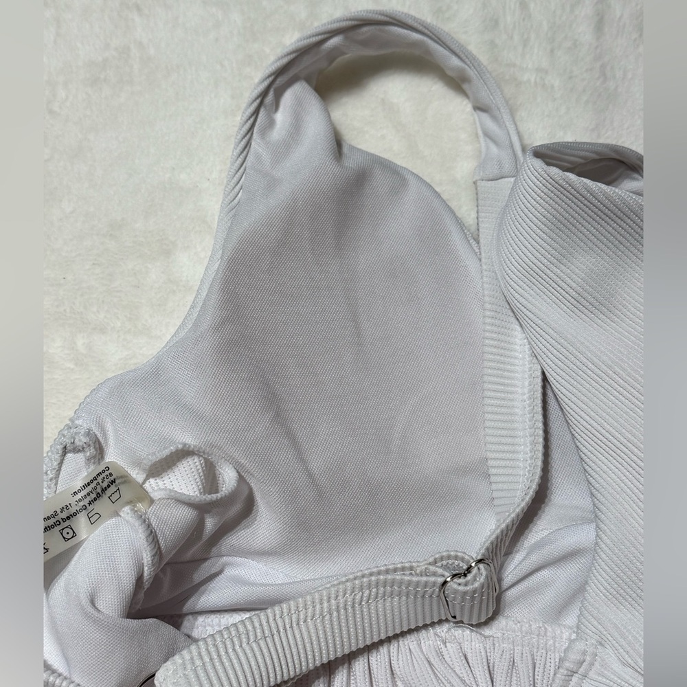 Zaful White Ribbed Ruffle Bikini Top - Picture 9 of 9